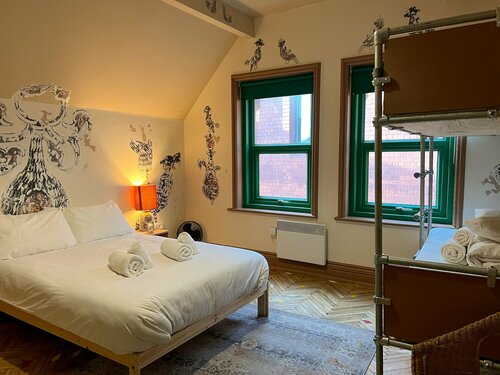 Гостиница Art Hostel в Лидсе