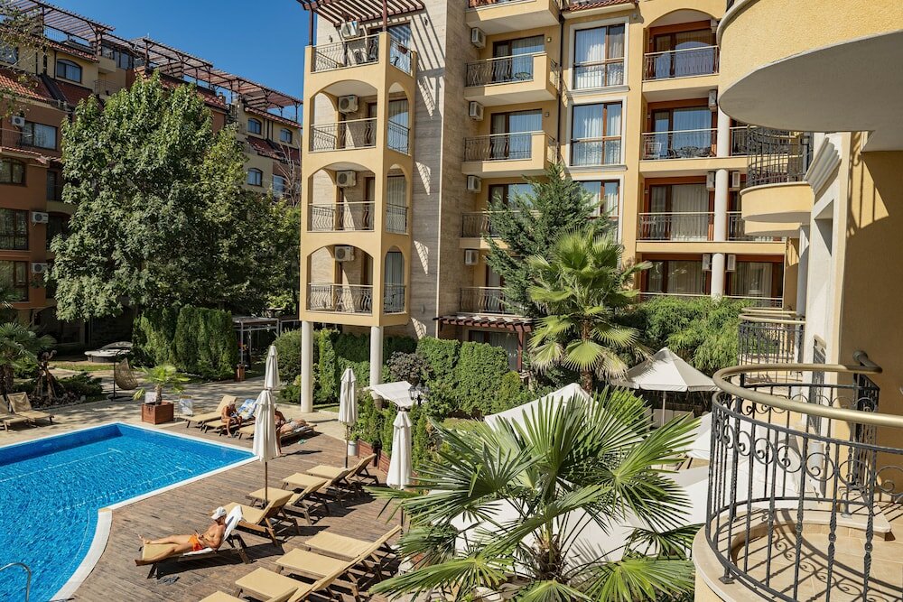 Фото Menada Harmony Suites II Apartments