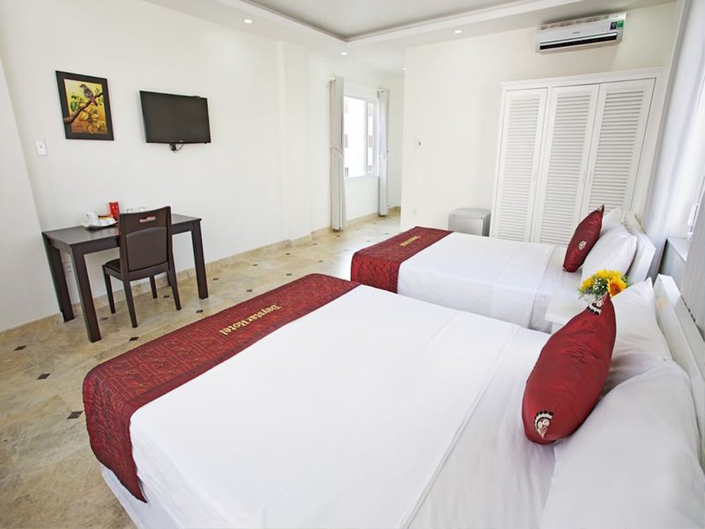 Фото Daystar Hotel