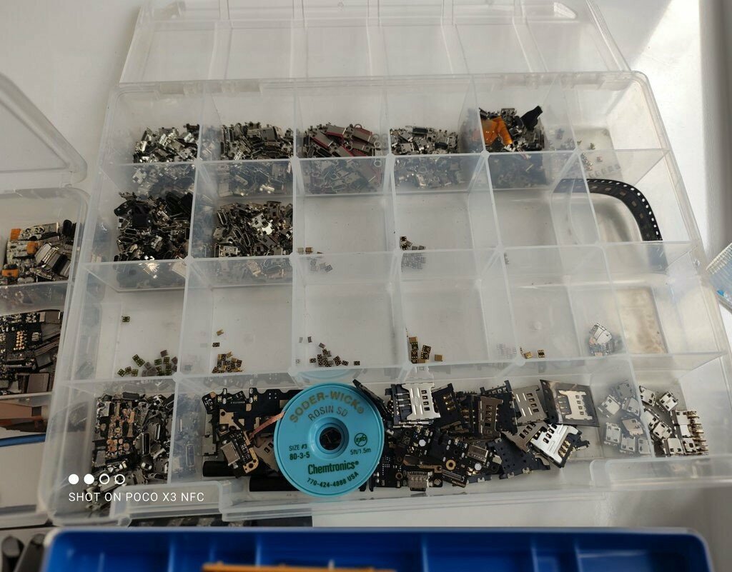 Mobile phone store Kiymaz Communication, Bigadic, photo