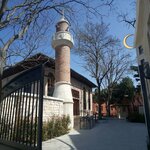 International Fatih Sultan Mehmet Anatolian Imam Hatip High School Practice Mosque (İstanbul, Fatih, Yavuz Selim Cad., 98), mezquita