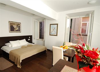 Фото Celenga Apartments