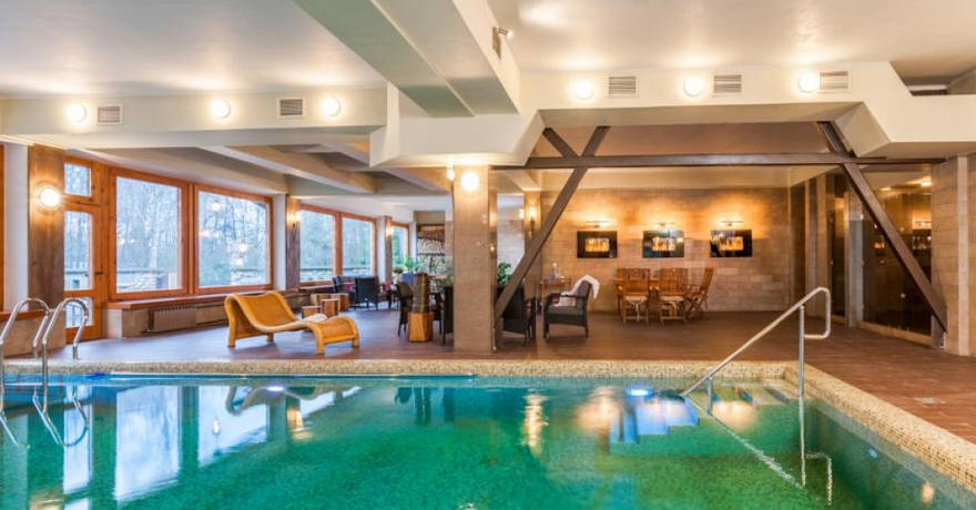 Фото Каморка с Лежанкой у окна