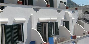 Фото Hotel Villa Fumerie