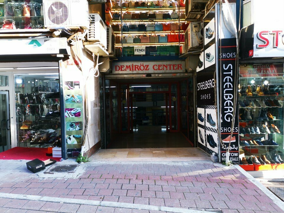 Shopping mall Demiroz Center Shopping Mall, Istanbul, photo