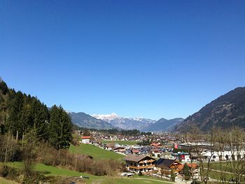 Фото Das Kaltenbach - ApartHotel