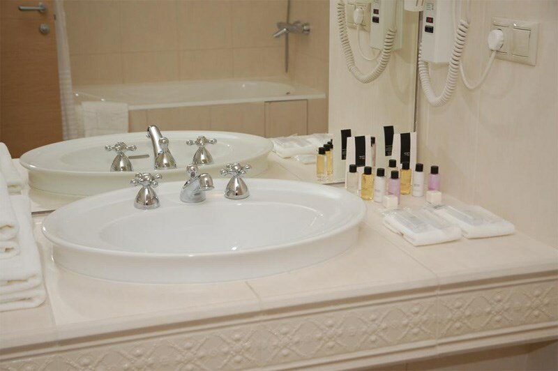 Фото Cosmos Izhevsk Hotel