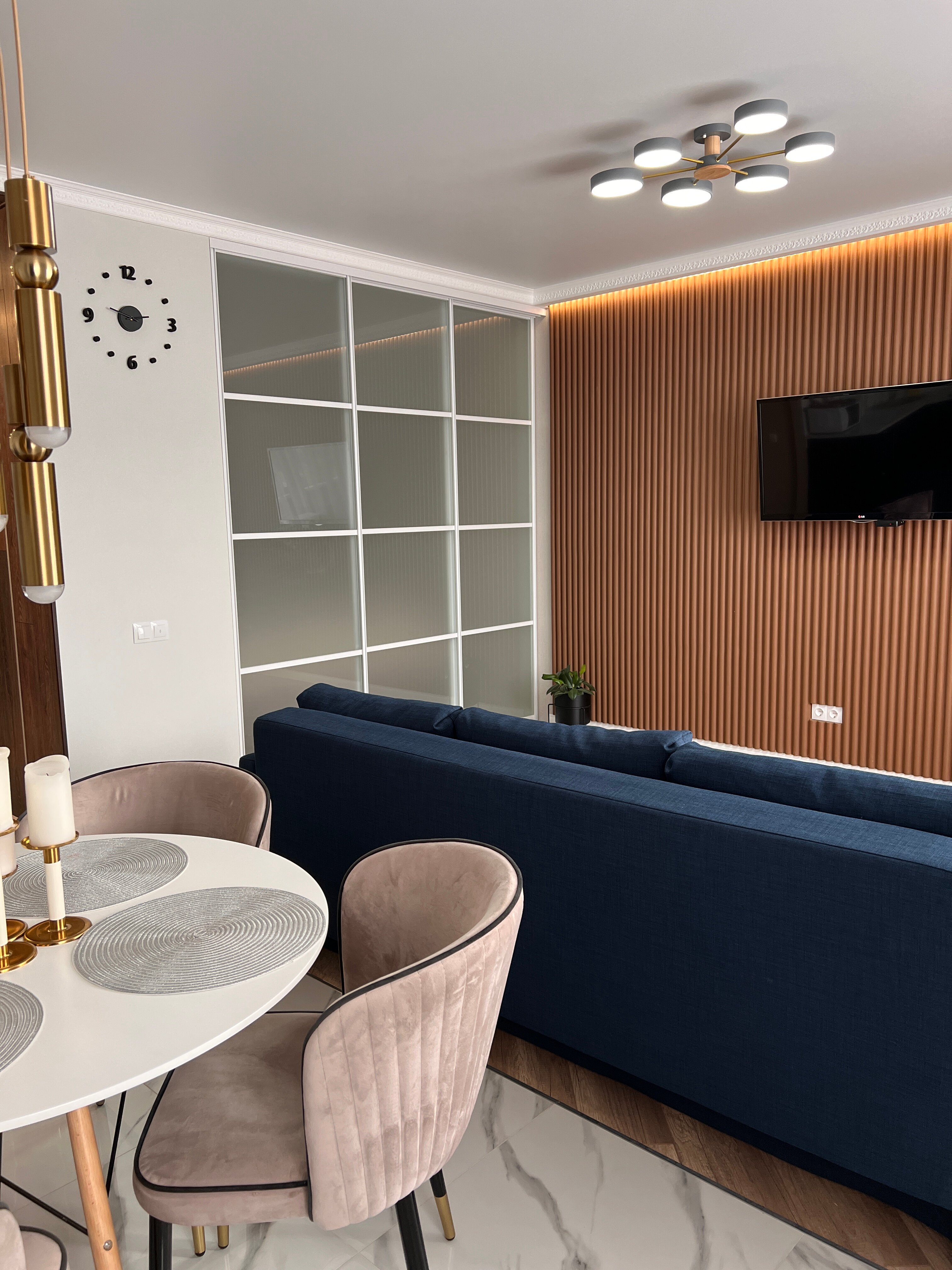 Фото Апартаменты Тихий Дон с Видом на Дон и Театральную Площадь