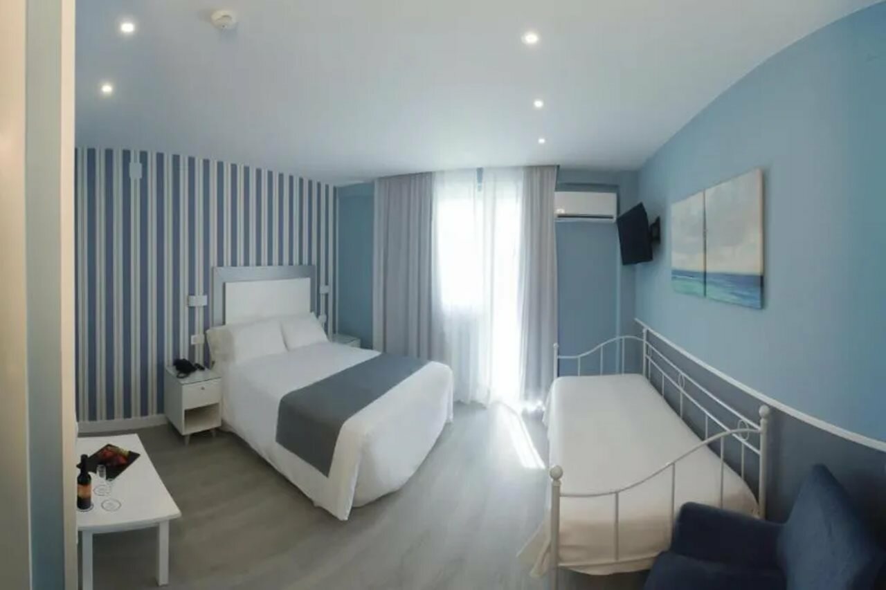 Фото Hotel La Barracuda