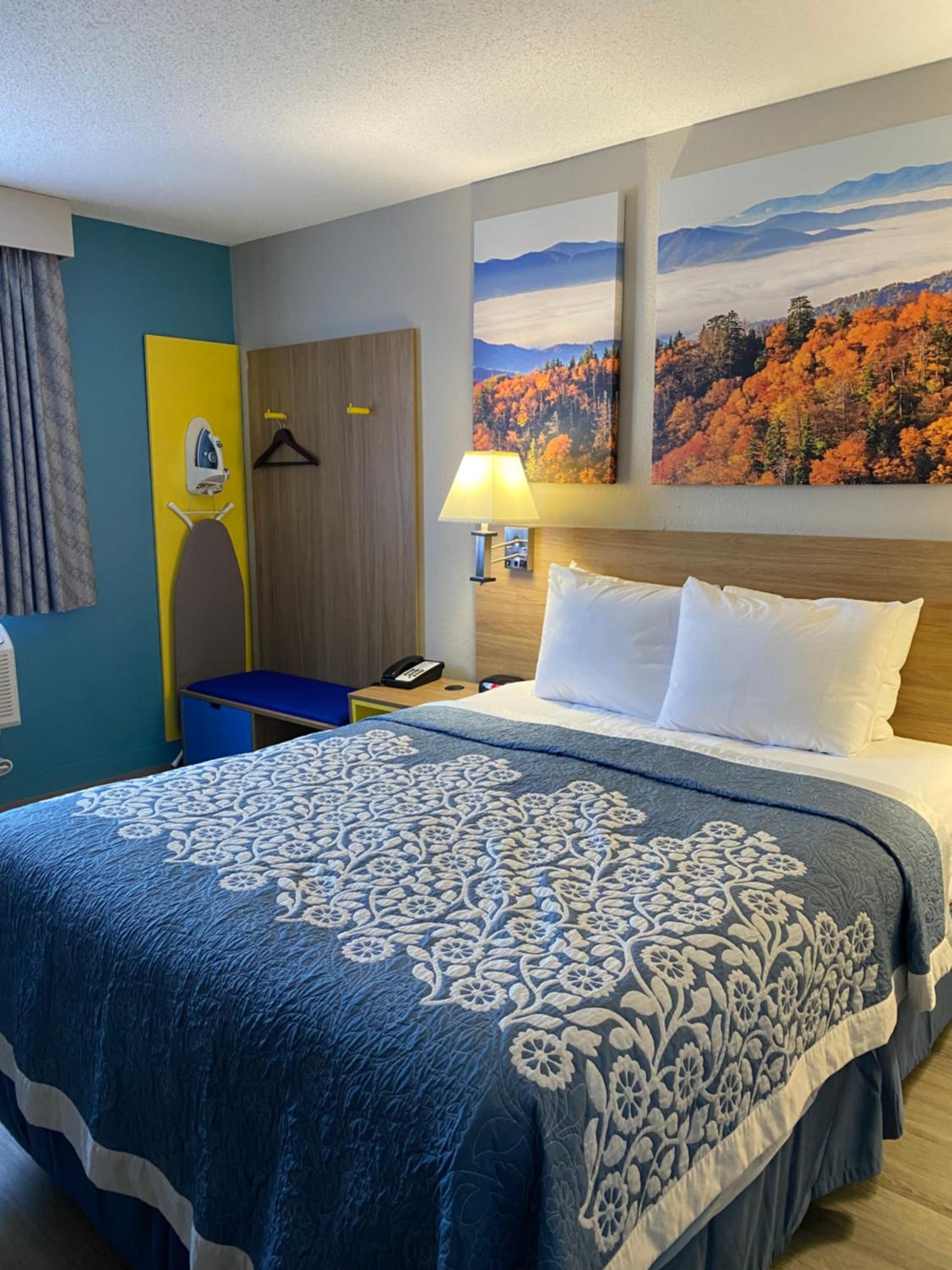 Фото Days Inn by Wyndham Brunswick Bath Area