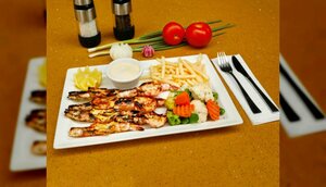 Coochini (Al Khaleej Palace Deira, Riggat Al Buteen, Deira, Dubai), restaurant