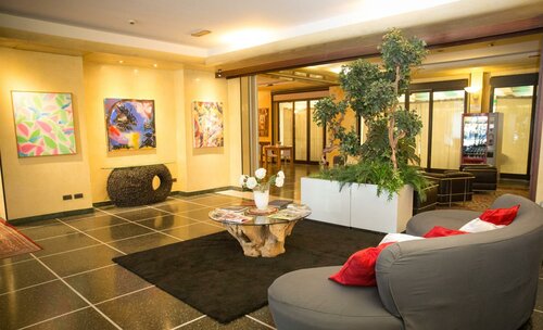 Гостиница Art Hotel Milano в Прато