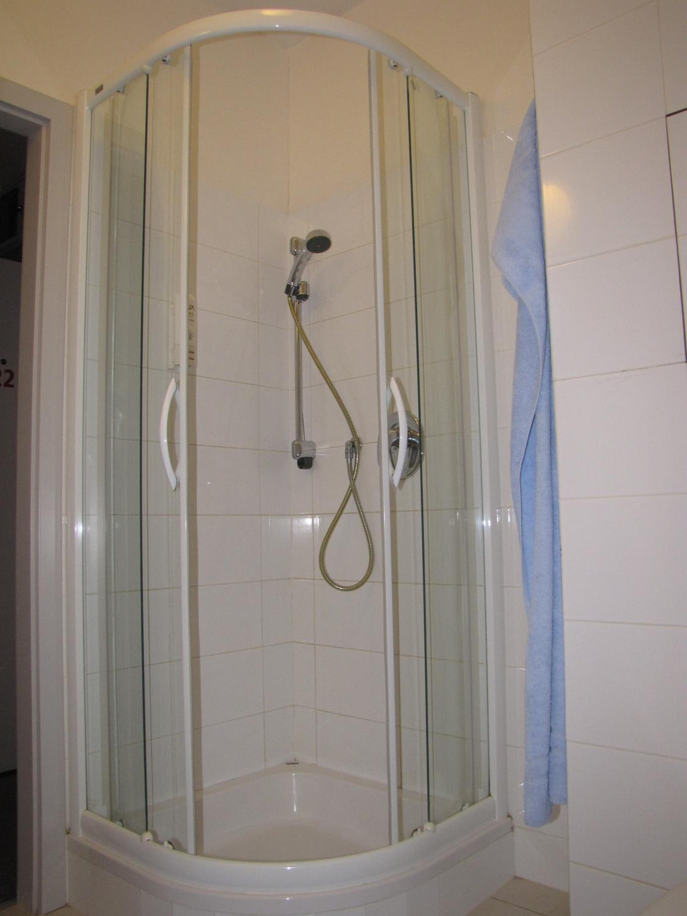 Фото Aparthotel Austria Suites