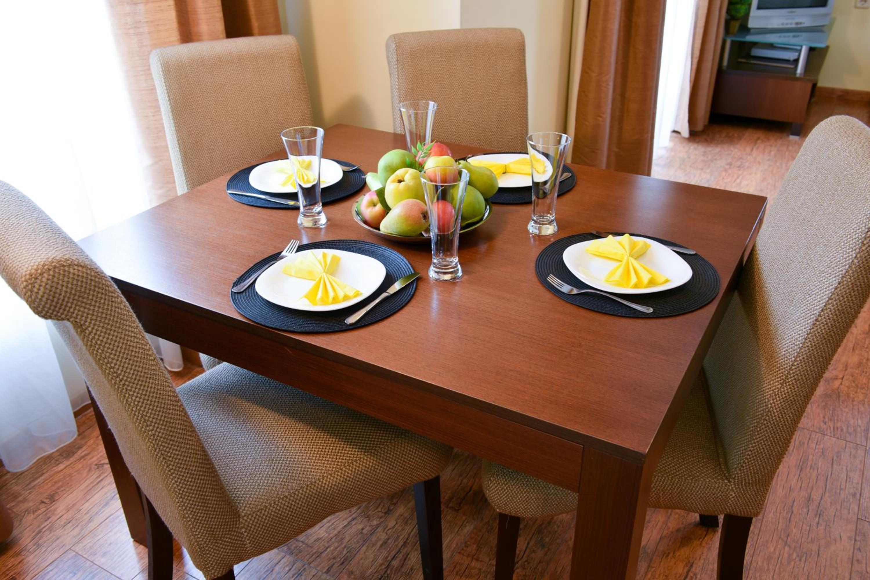 Фото Bojur & Bojurland Apartment Complex