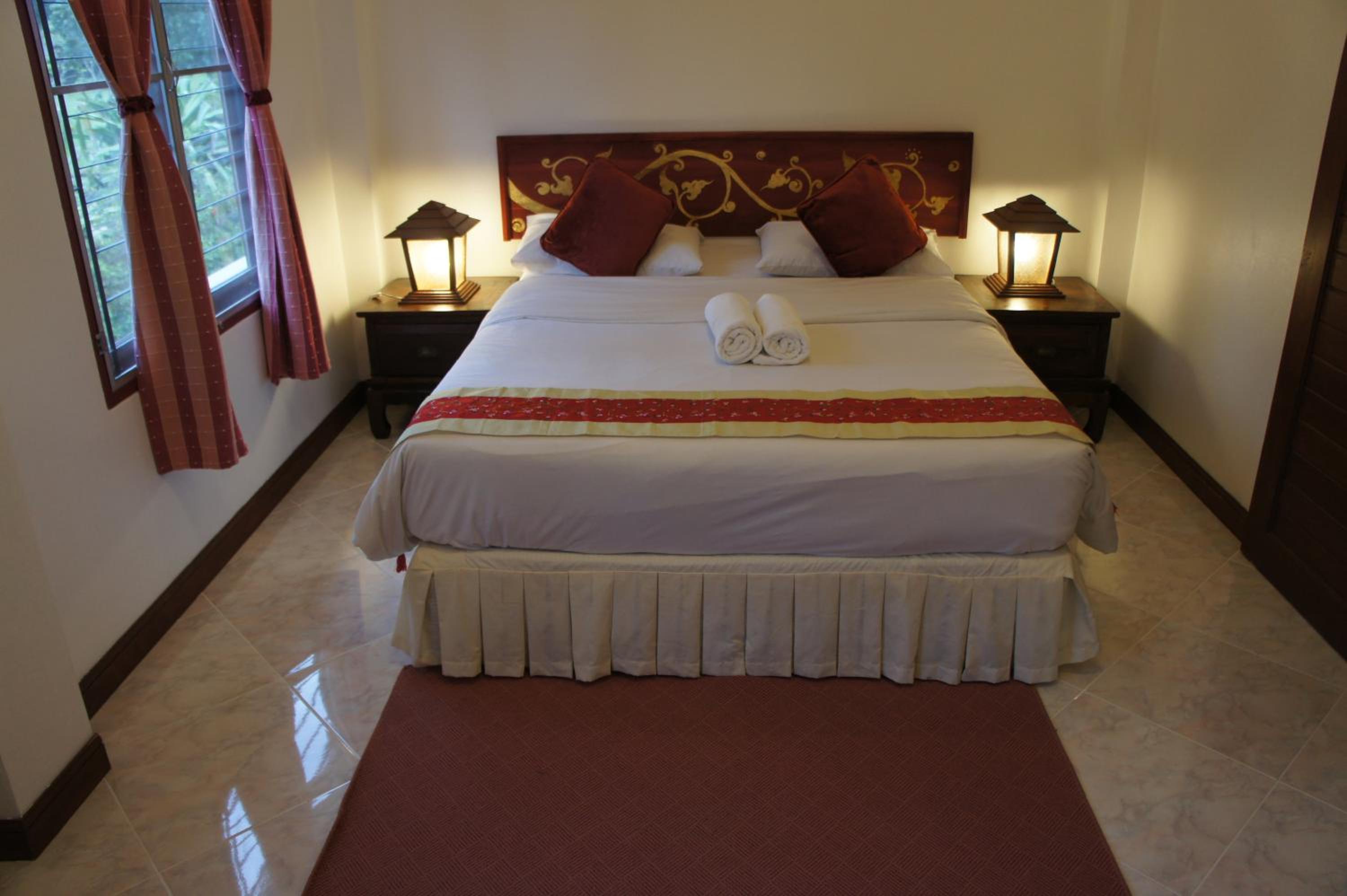 Фото Palm Village Phuket Hotel