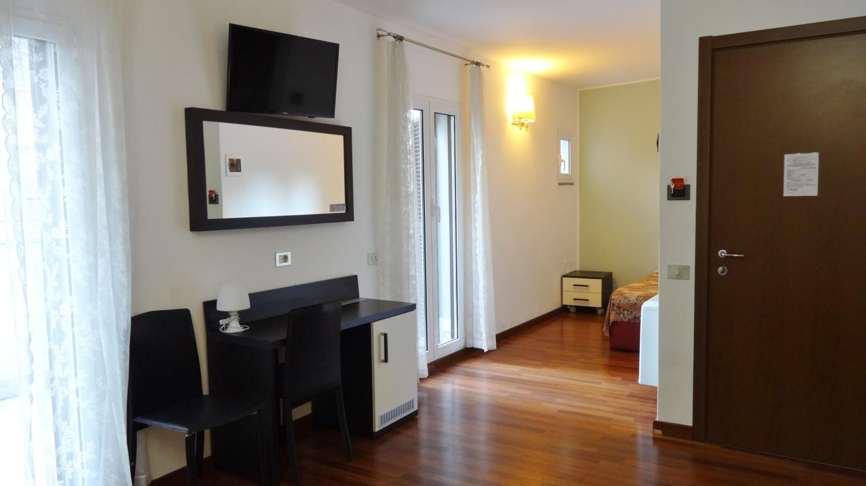 Фото Lux Hotel Durante