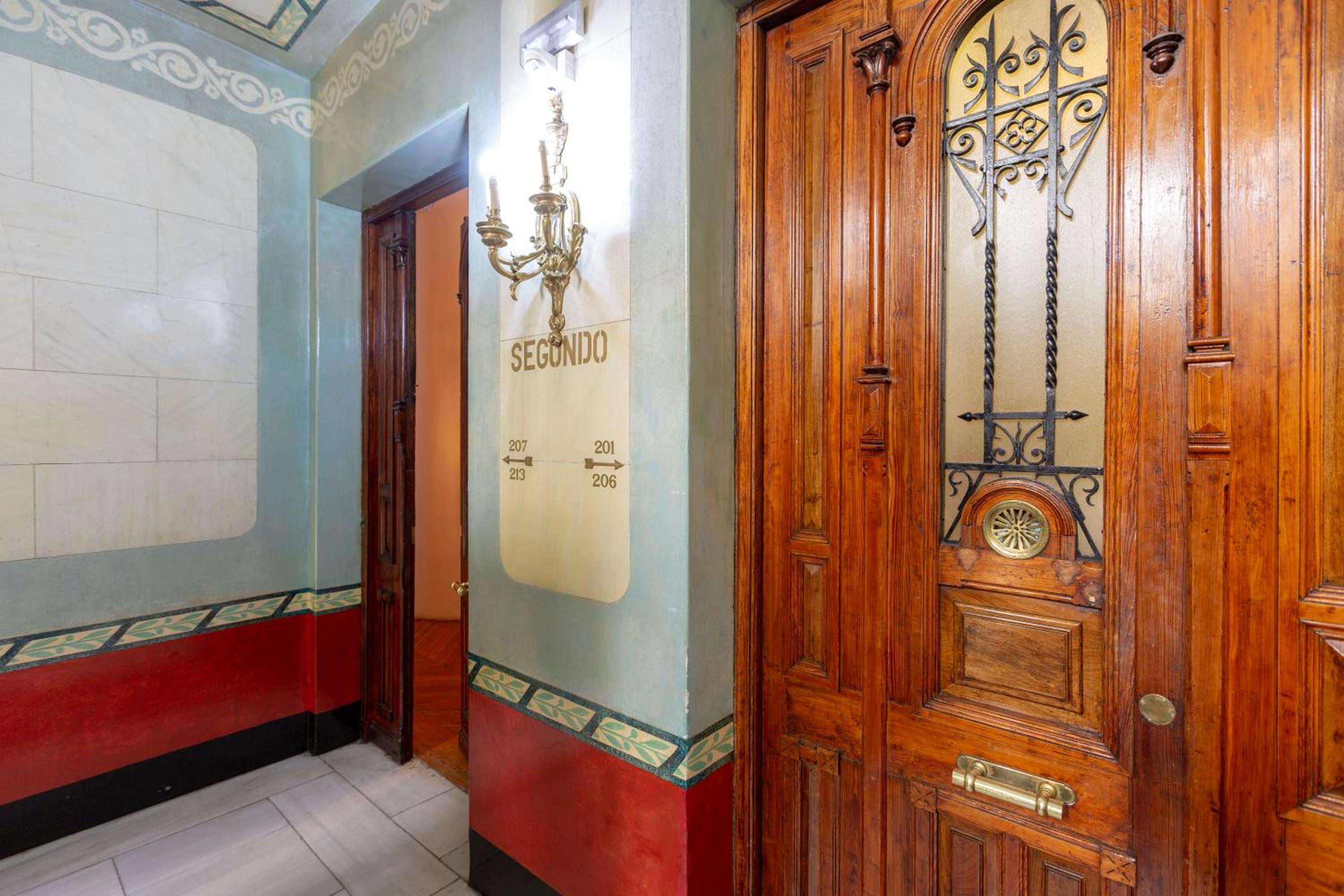 Фото Matute11 Suites