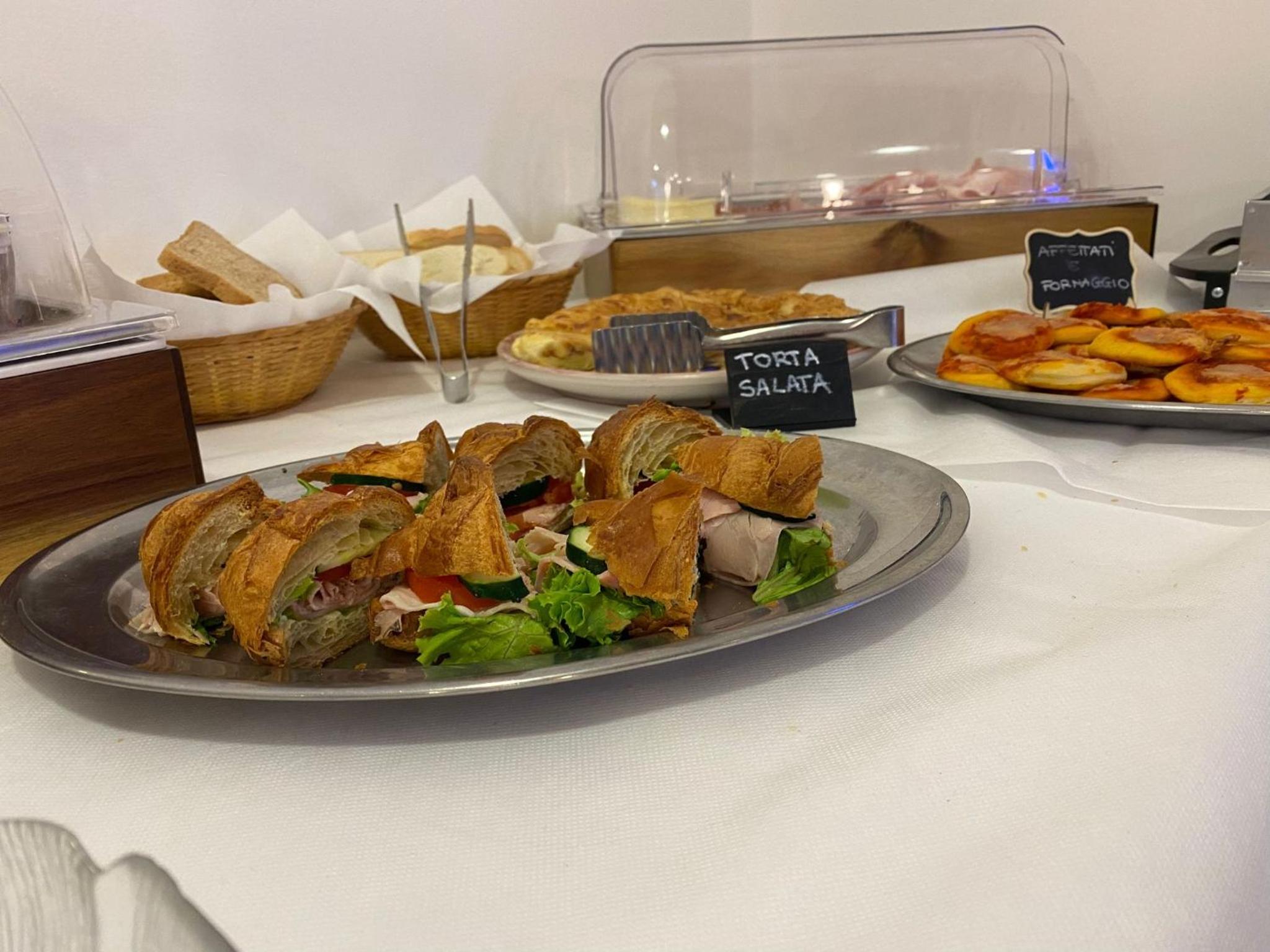 Фото Hotel Modenese