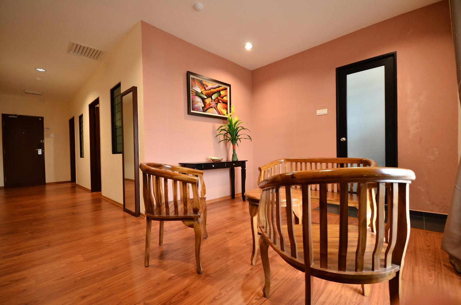 Фото 906 Riverside Hotel