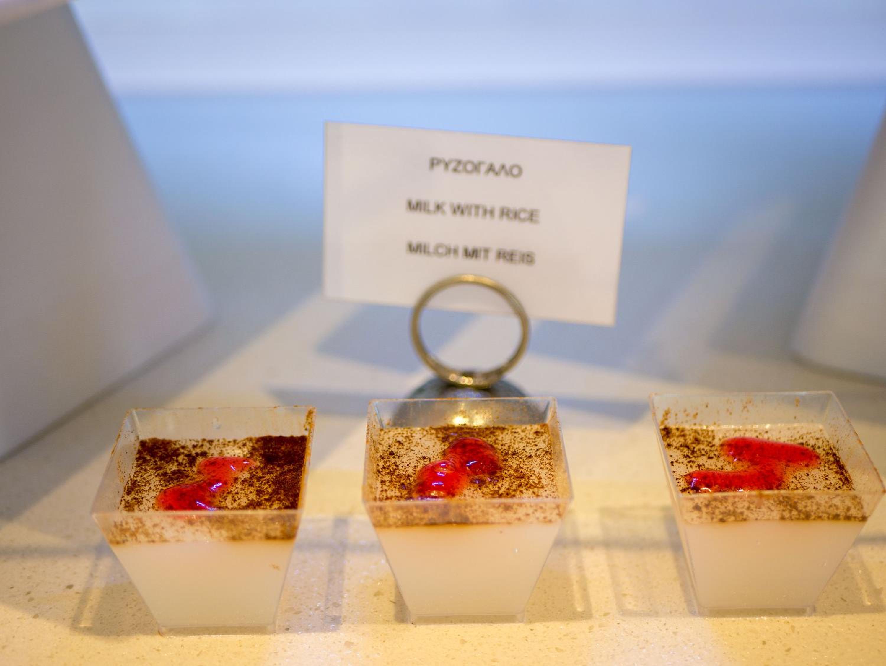 Фото Blue Sky City Beach Hotel