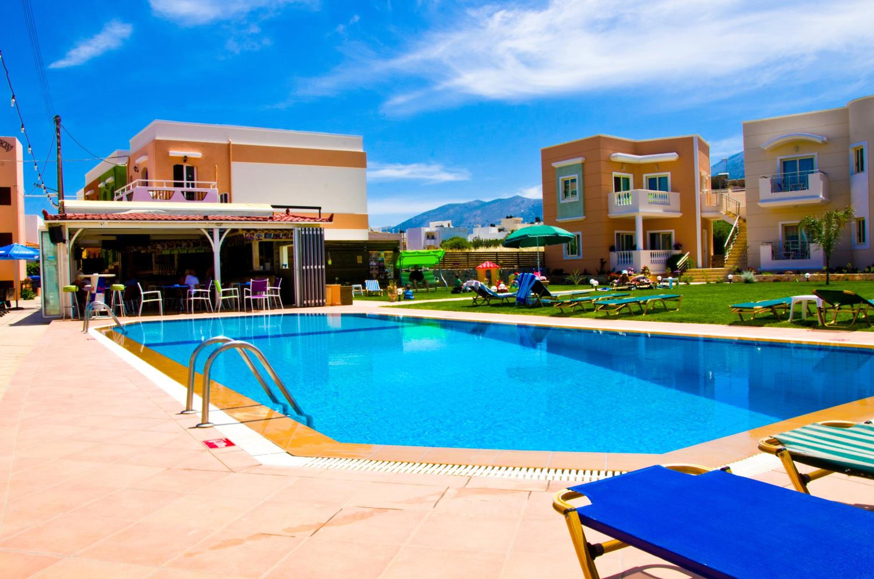 Фото Sarpidon Apartments