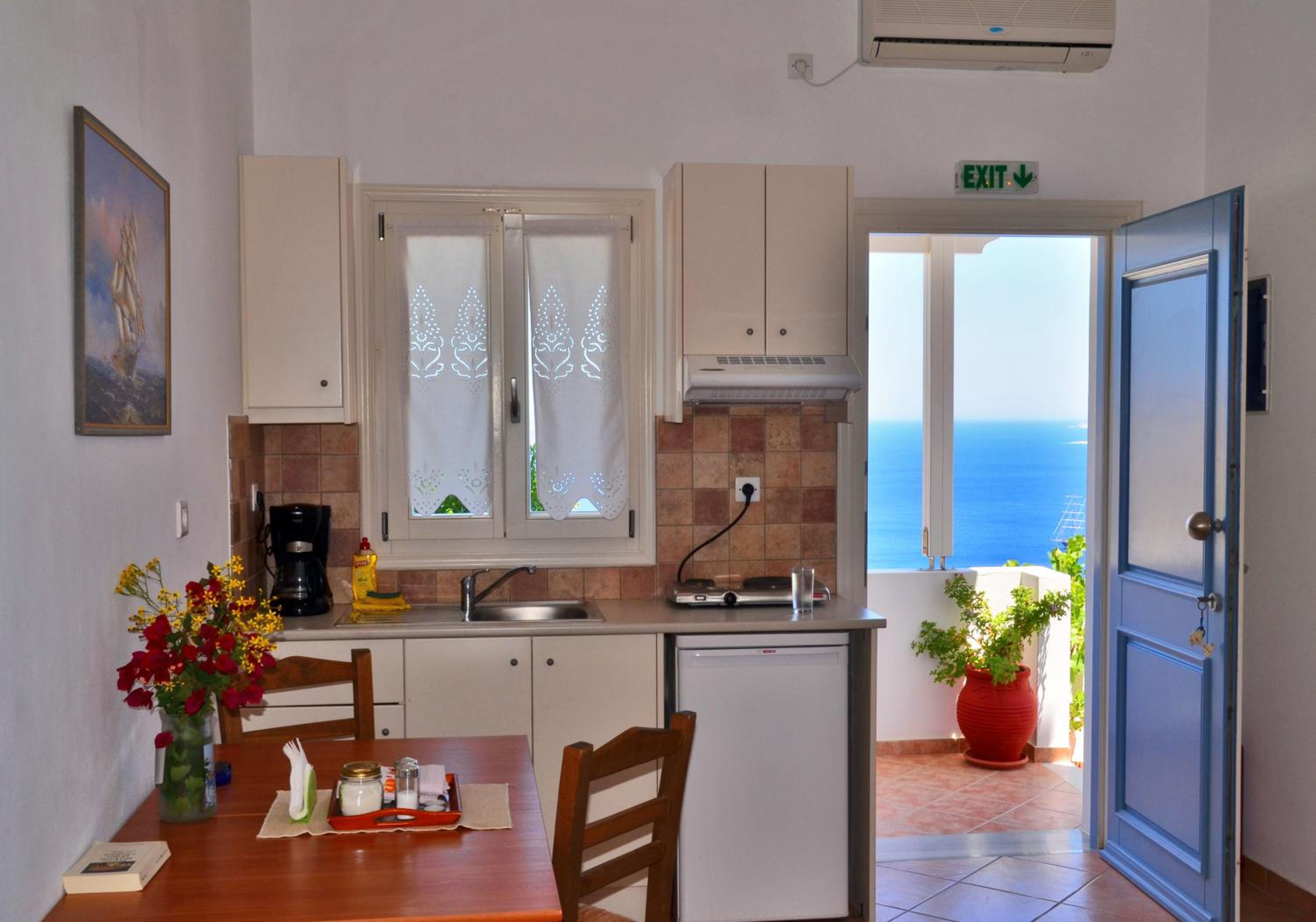 Фото Lefkanthemo