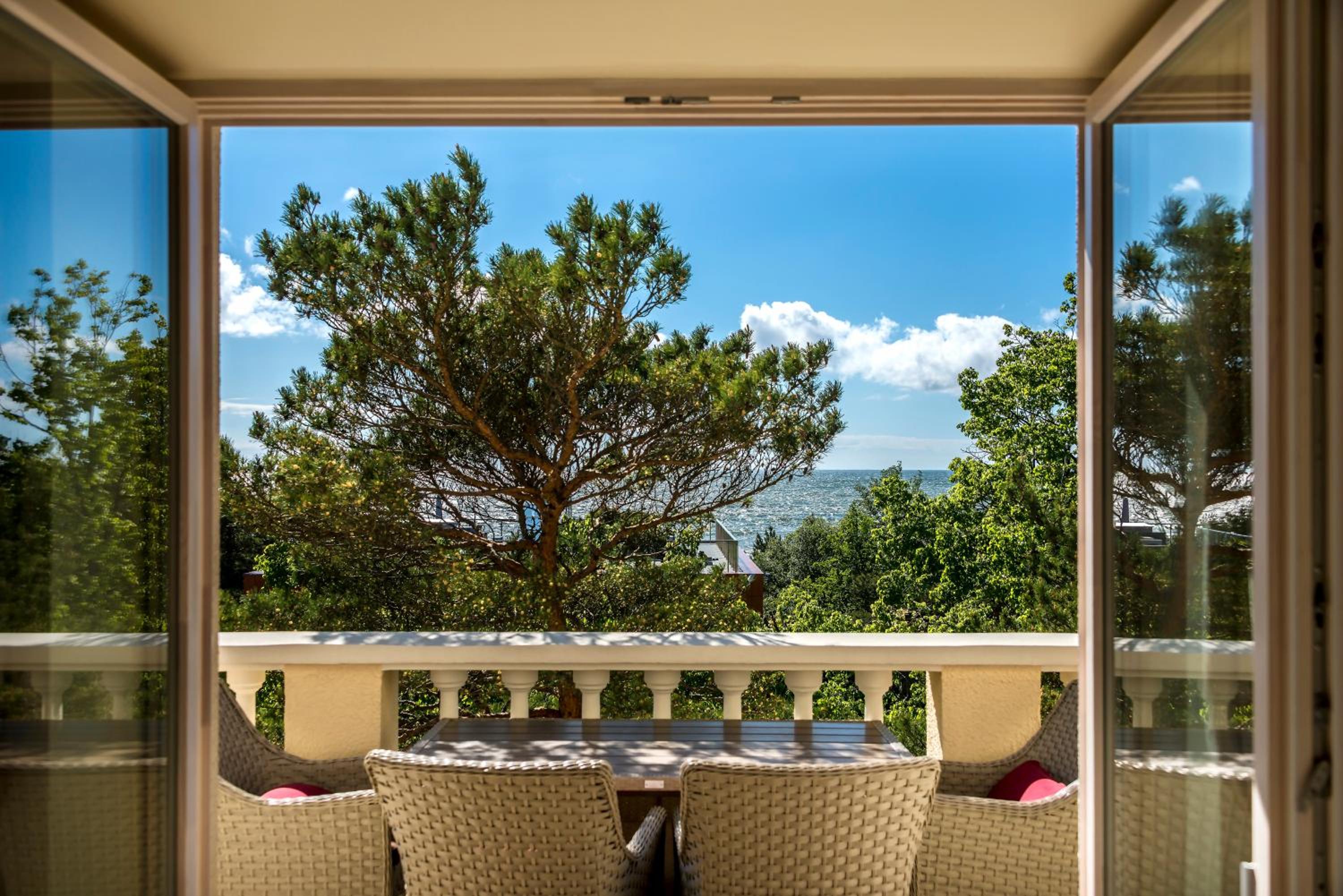 Фото Palangos Zuvedra Hotel