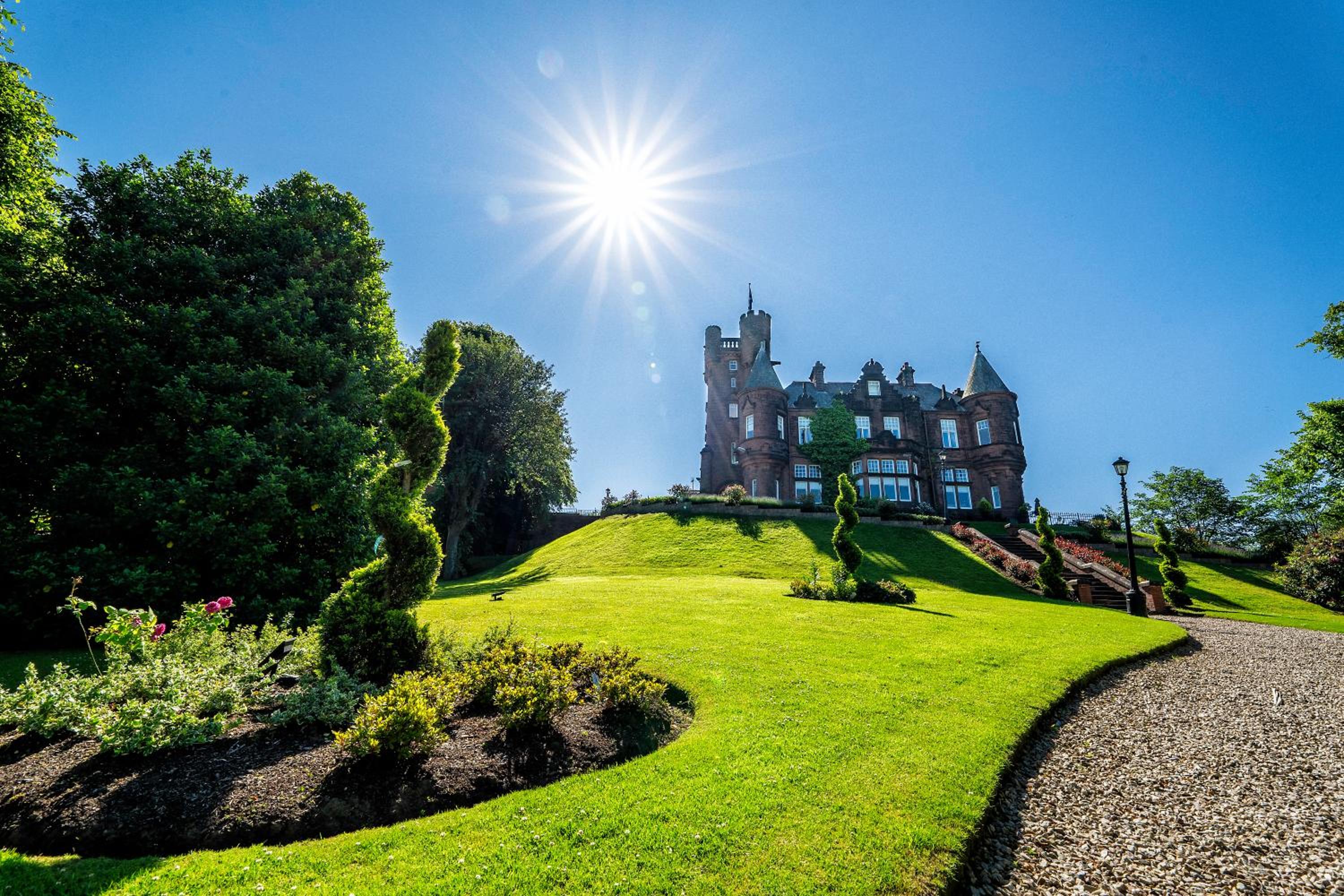 Фото Sherbrooke Castle Hotel