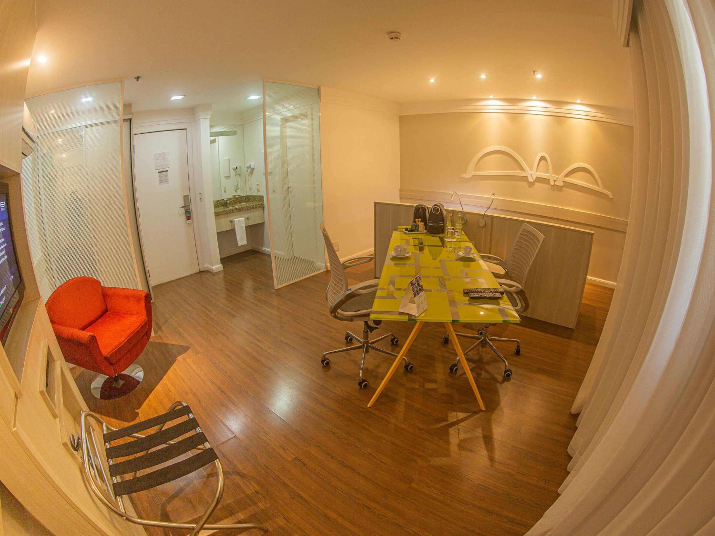 Фото Mercure Brasilia Lider