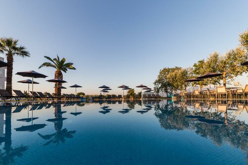 Гостиница Mythic Summer Hotel
