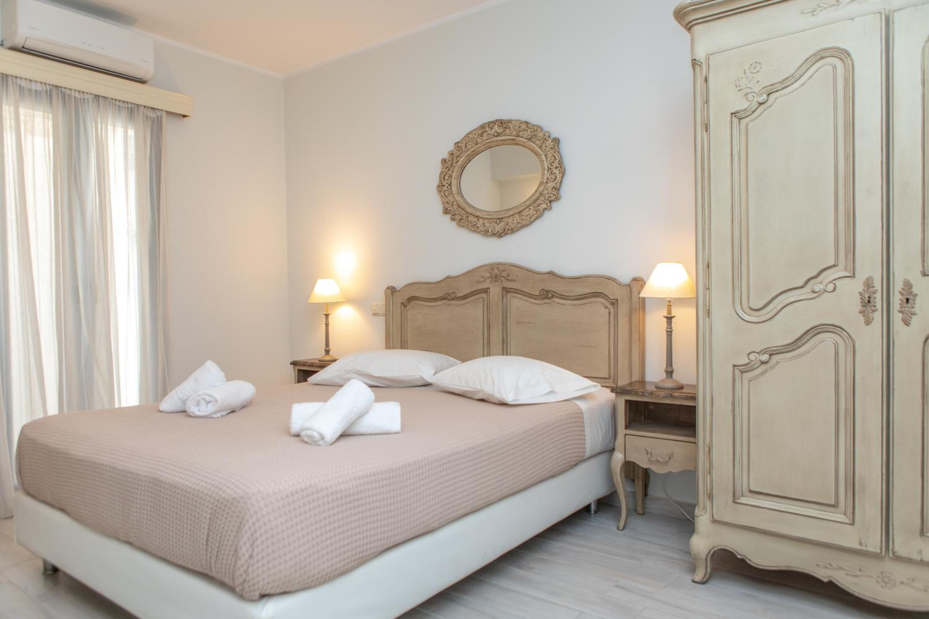 Фото Nikos Verikokos Studios