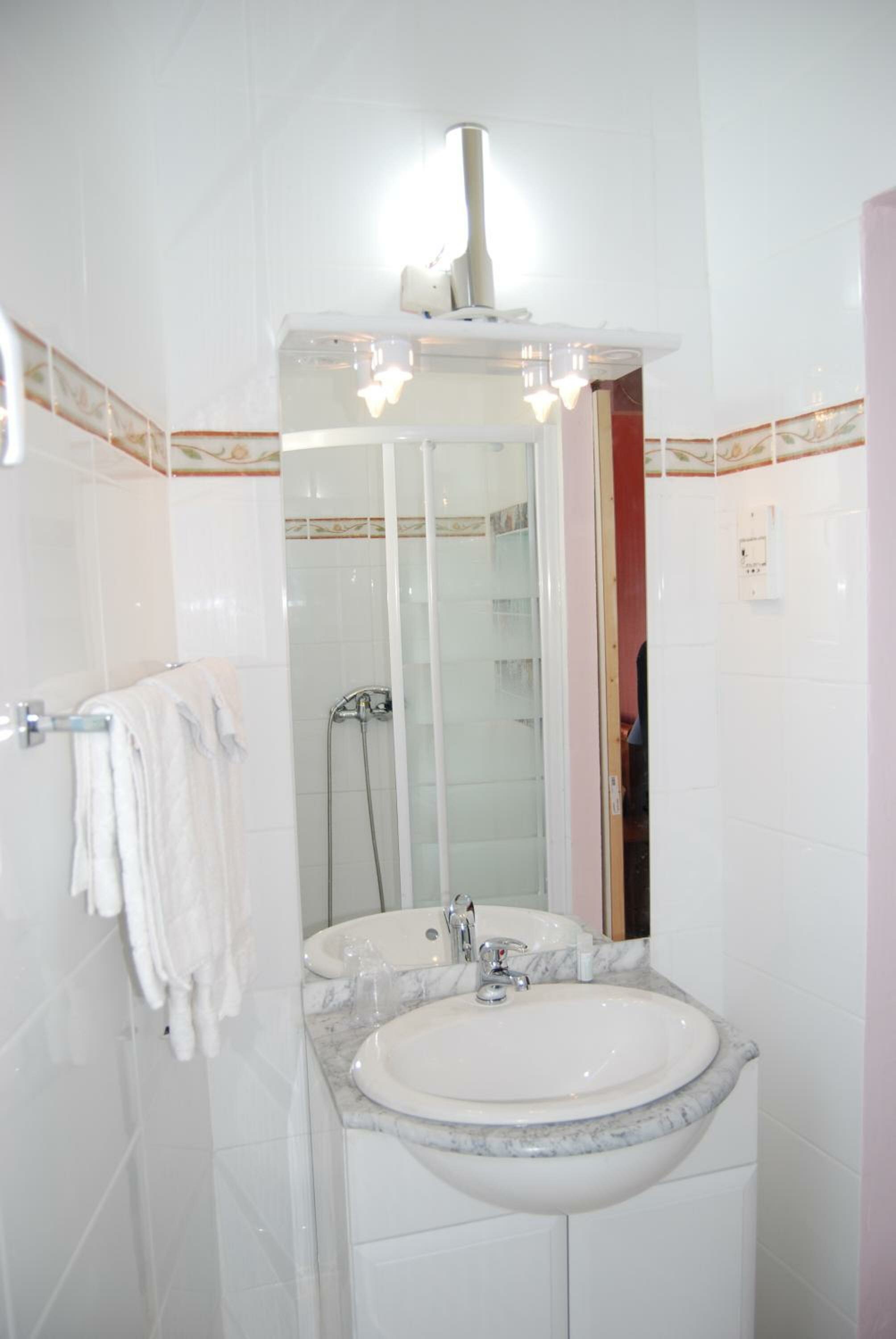 Фото Hôtel Azur