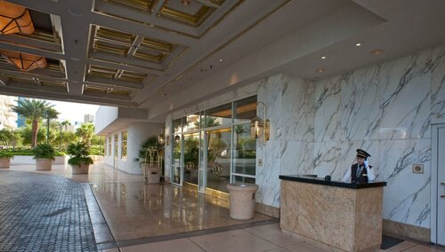 Гостиница StripViewSuites at Signature
