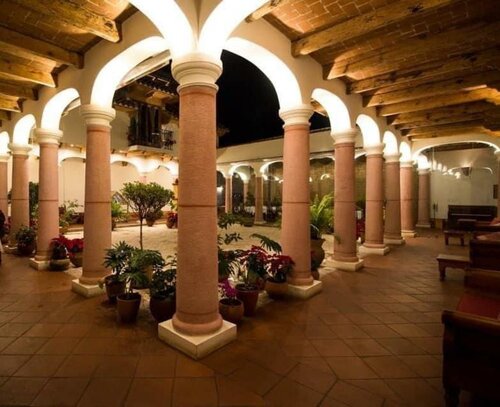 Гостиница Hotel Casa de Familia de San Cristobal в Сан-Кристобаль-де-лас-Касасе