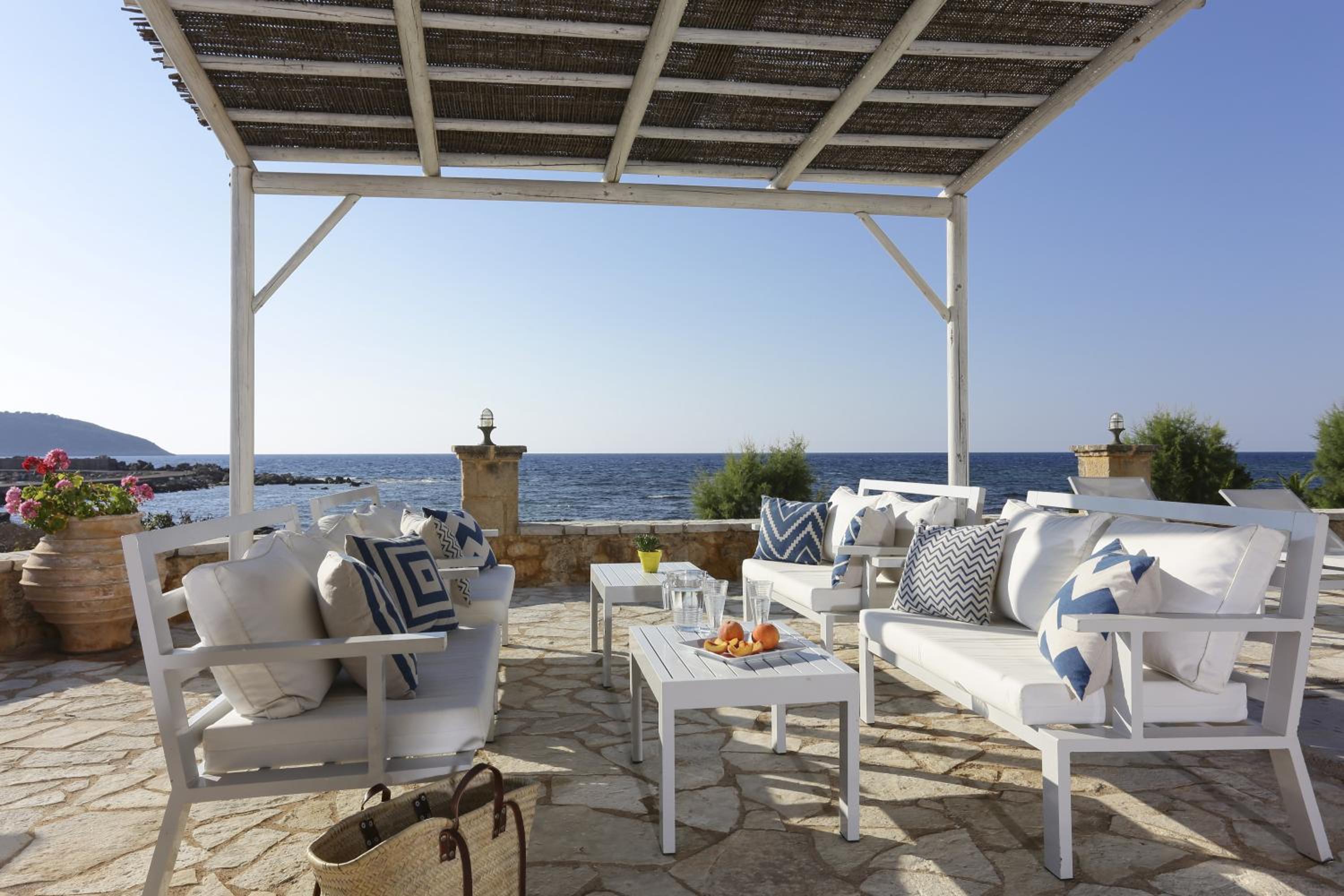 Фото Artina Hotel