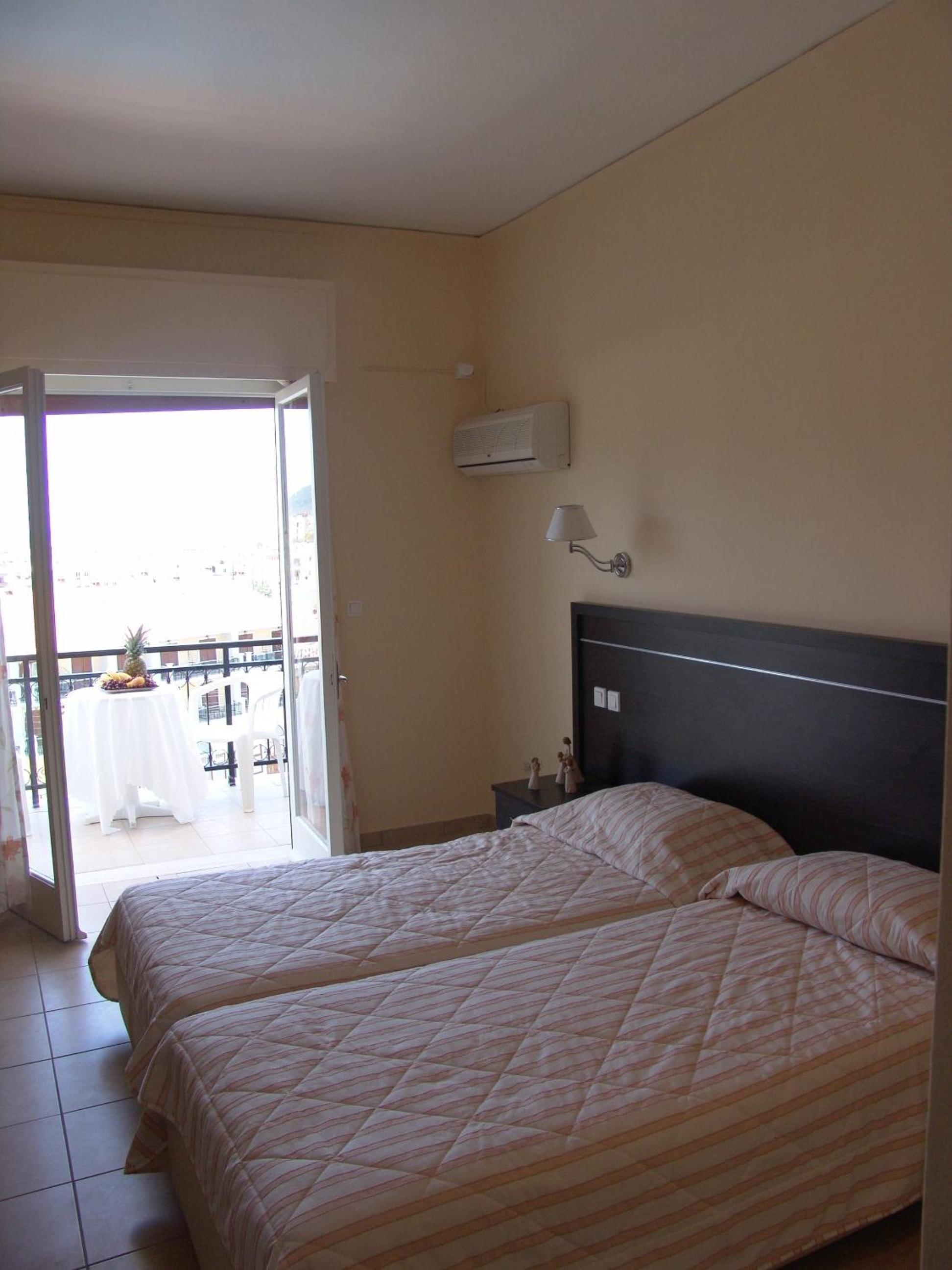 Фото Hotel Merope