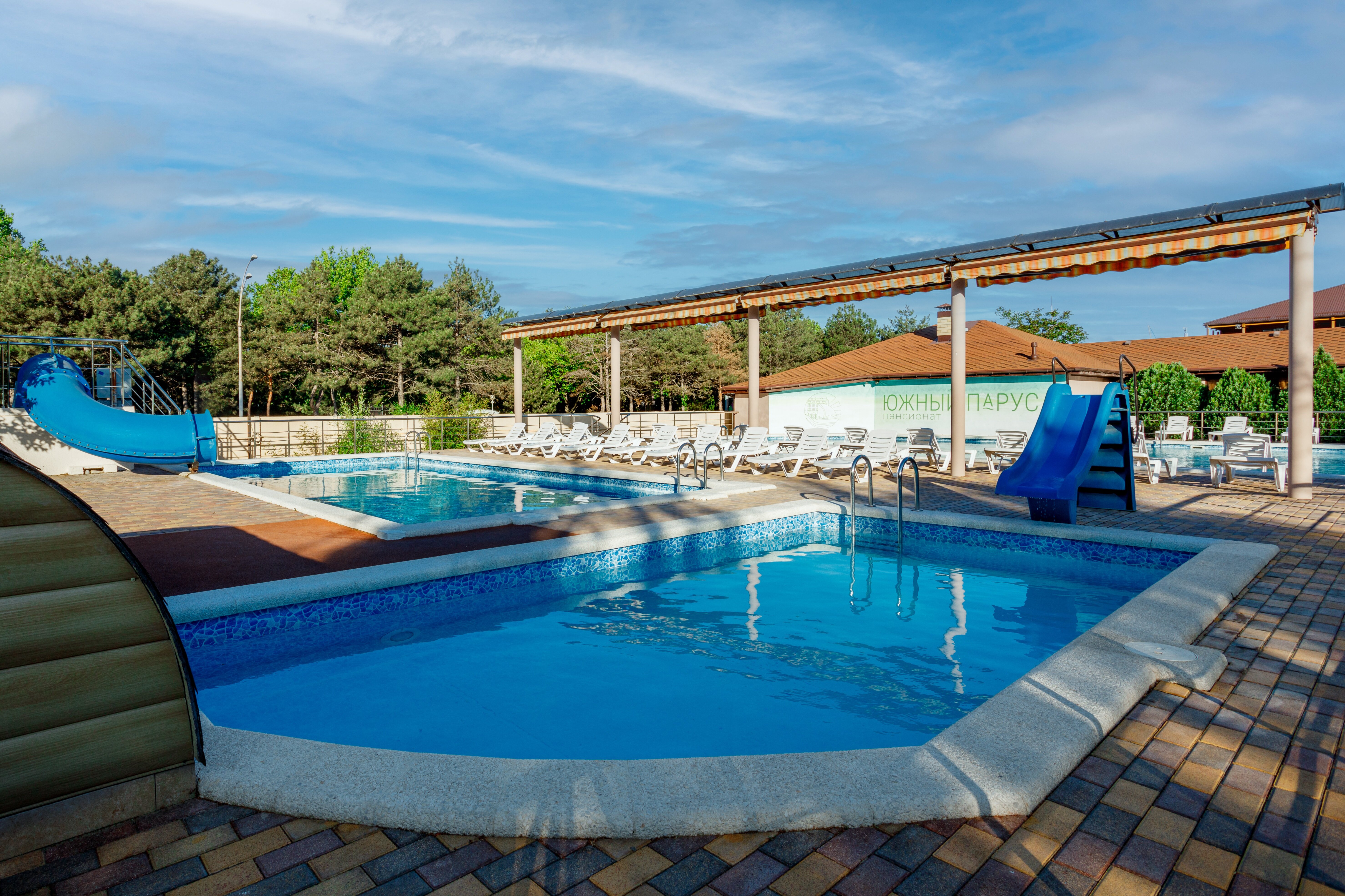 Фото отеля 2