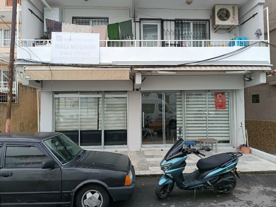 Accountants Independent Accountant Financial Advisor Sahin Yilmaz, Izmir, photo