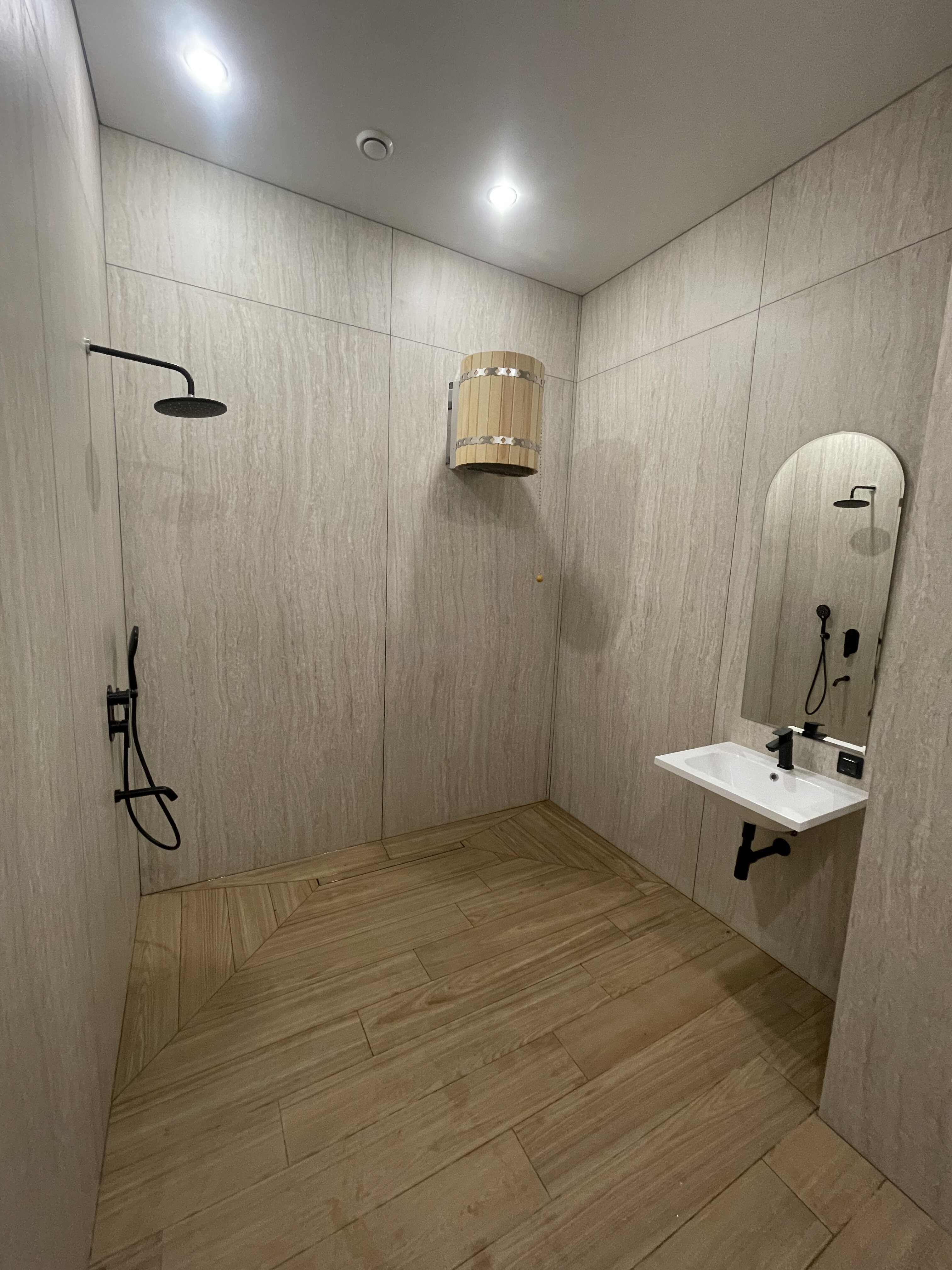 Фото Жимолость