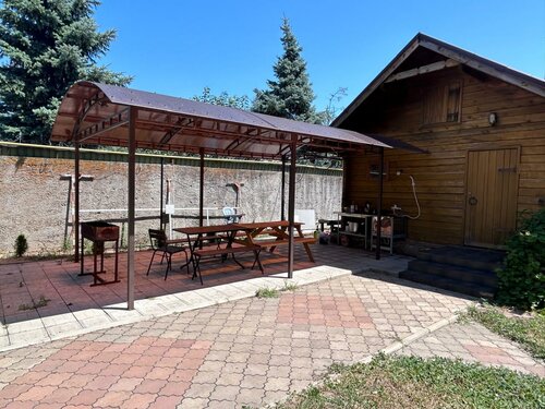 Иное жильё Белый дом в Ейске