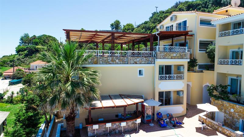 Фото Nefeli Beach Hotel