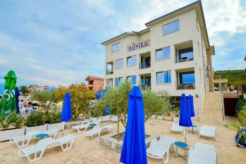 Гостиница Apartments Maestral