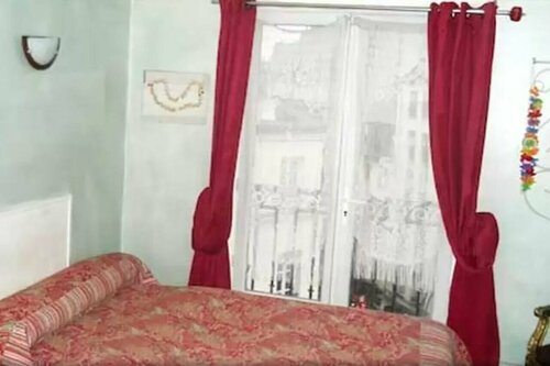 Гостиница Hotel du Petit Trianon в Париже