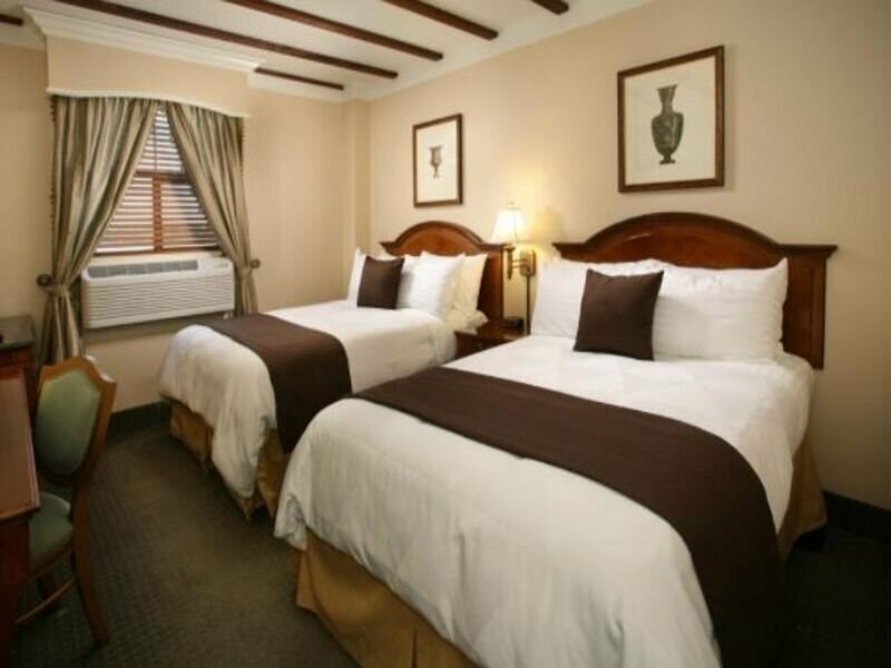 Фото отеля 2