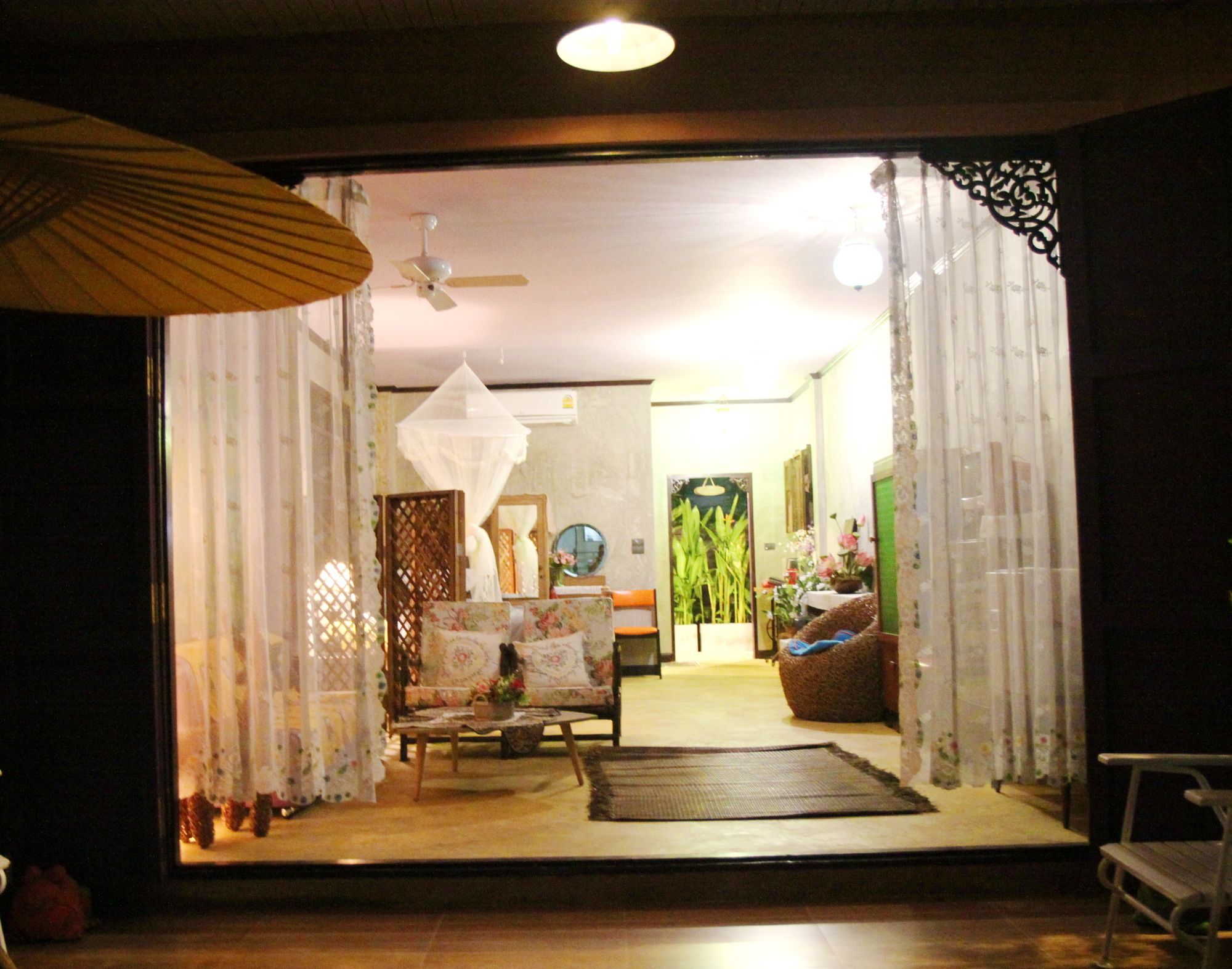 Фото Bang Luang House