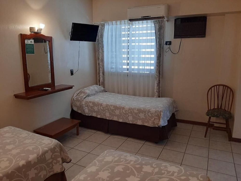 Фото Esmeralda Palace Hotel