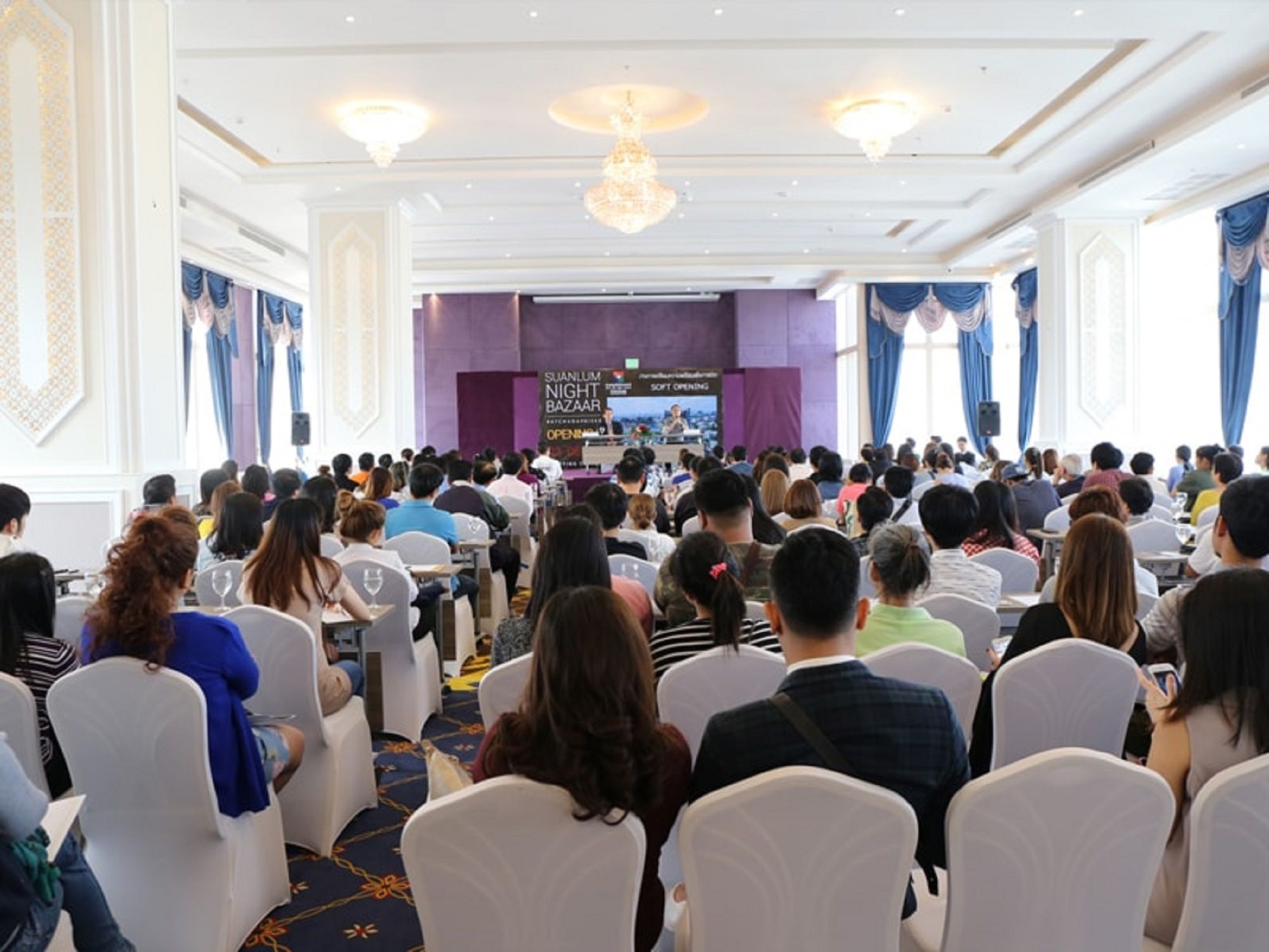 Фото The Bazaar Hotel