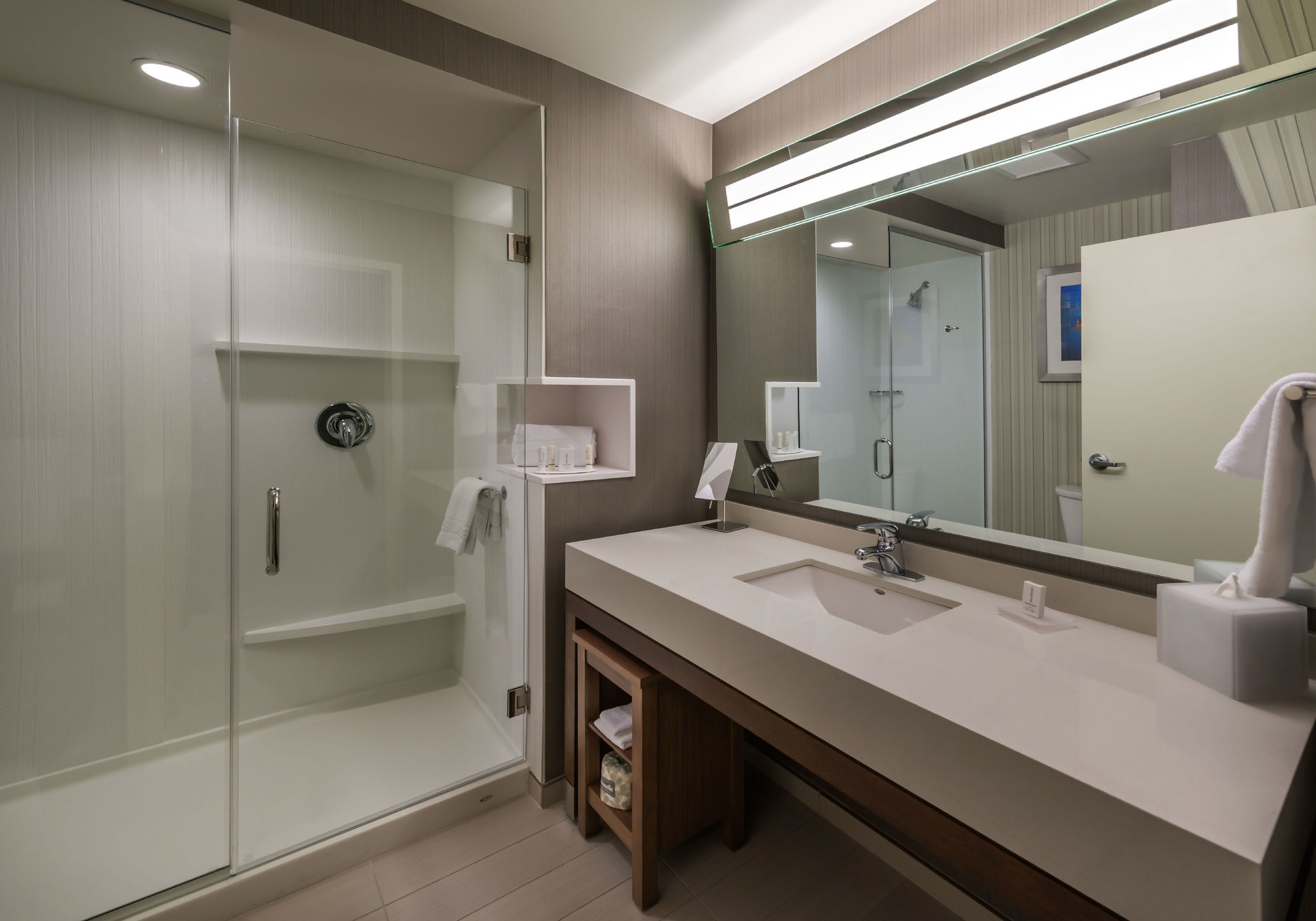 Фото Courtyard Reno Downtown/Riverfront