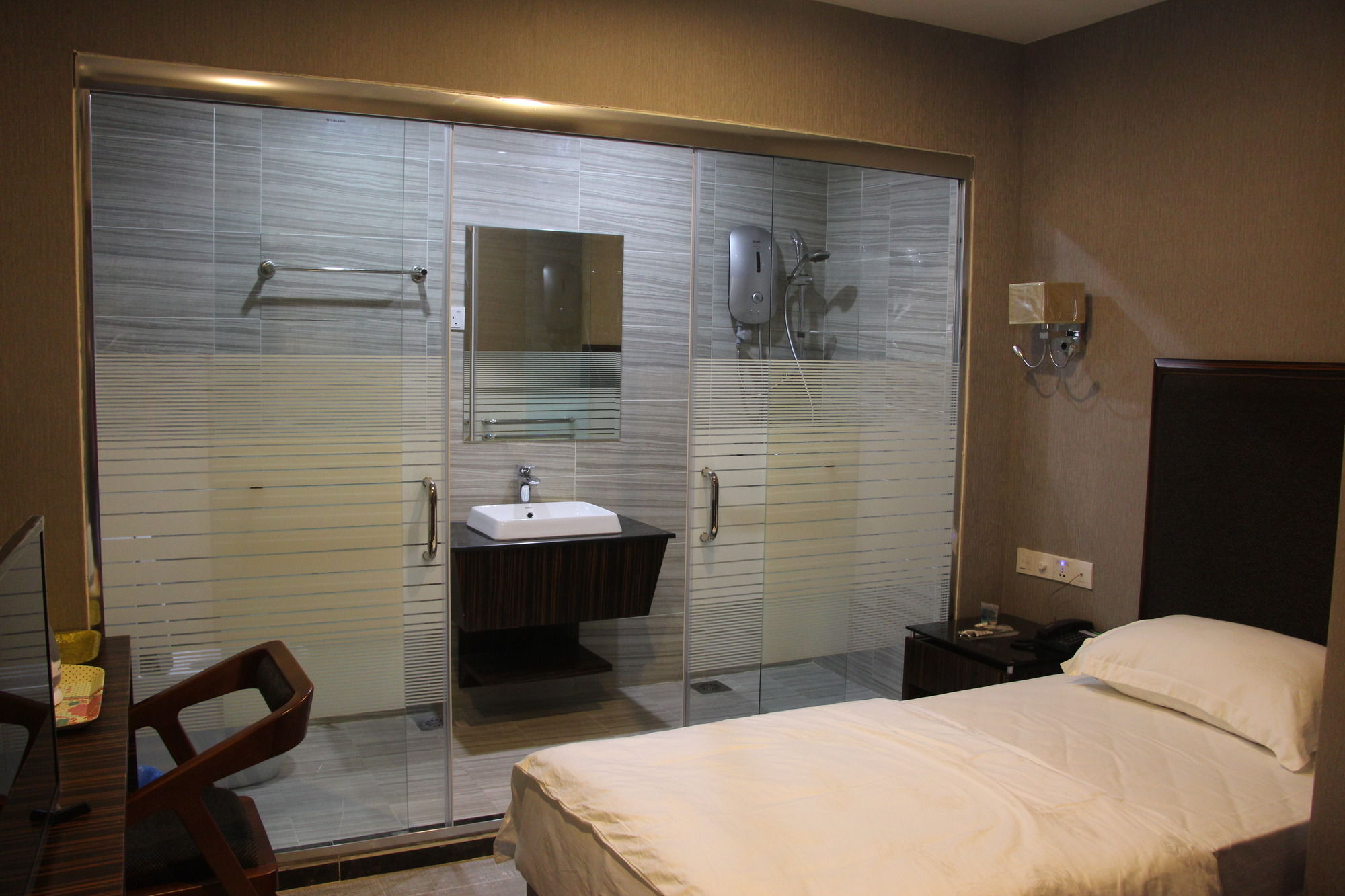 Фото Fan Holiday Hotel by Glex