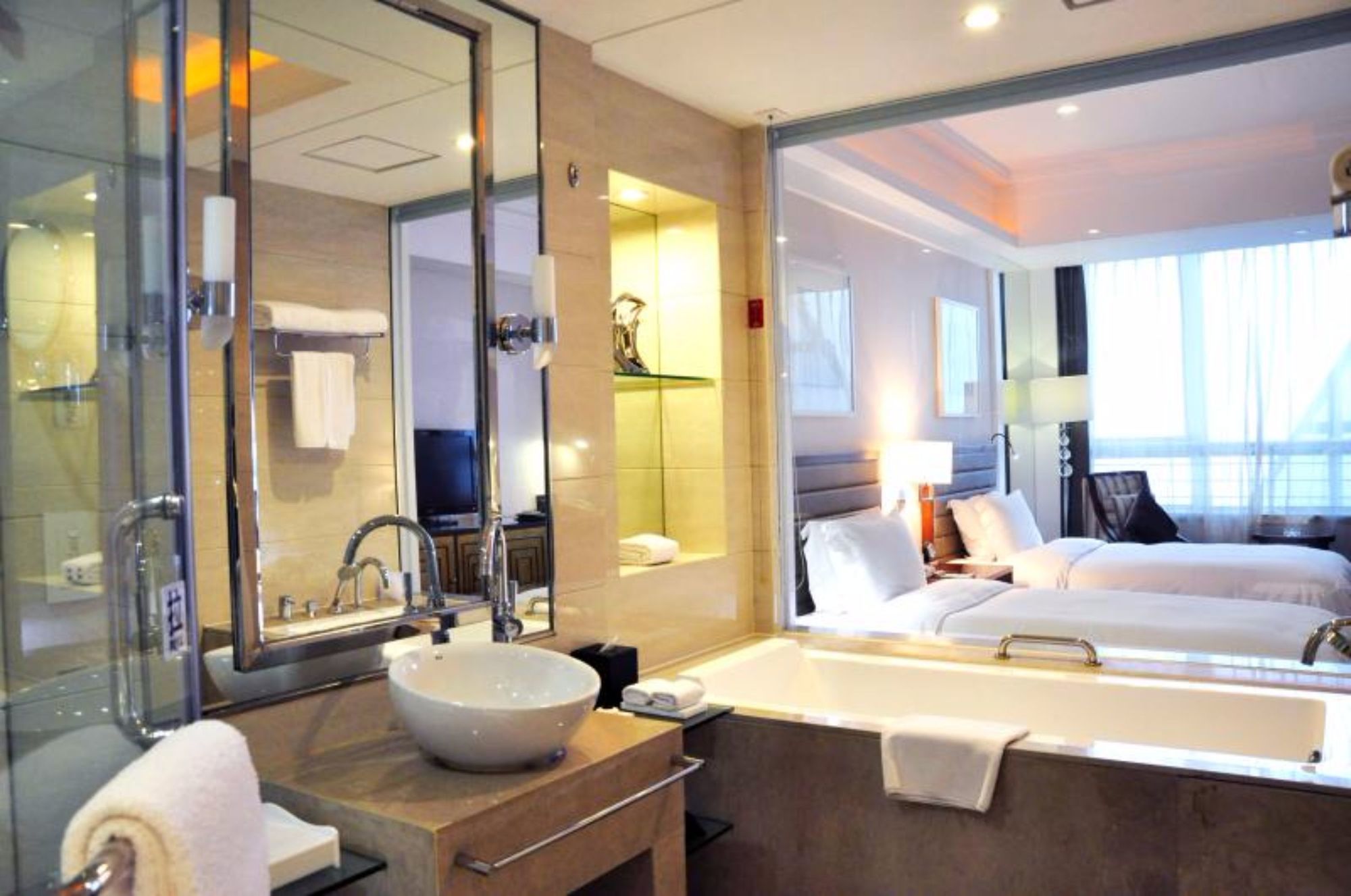 Фото Grand New Century Hotel